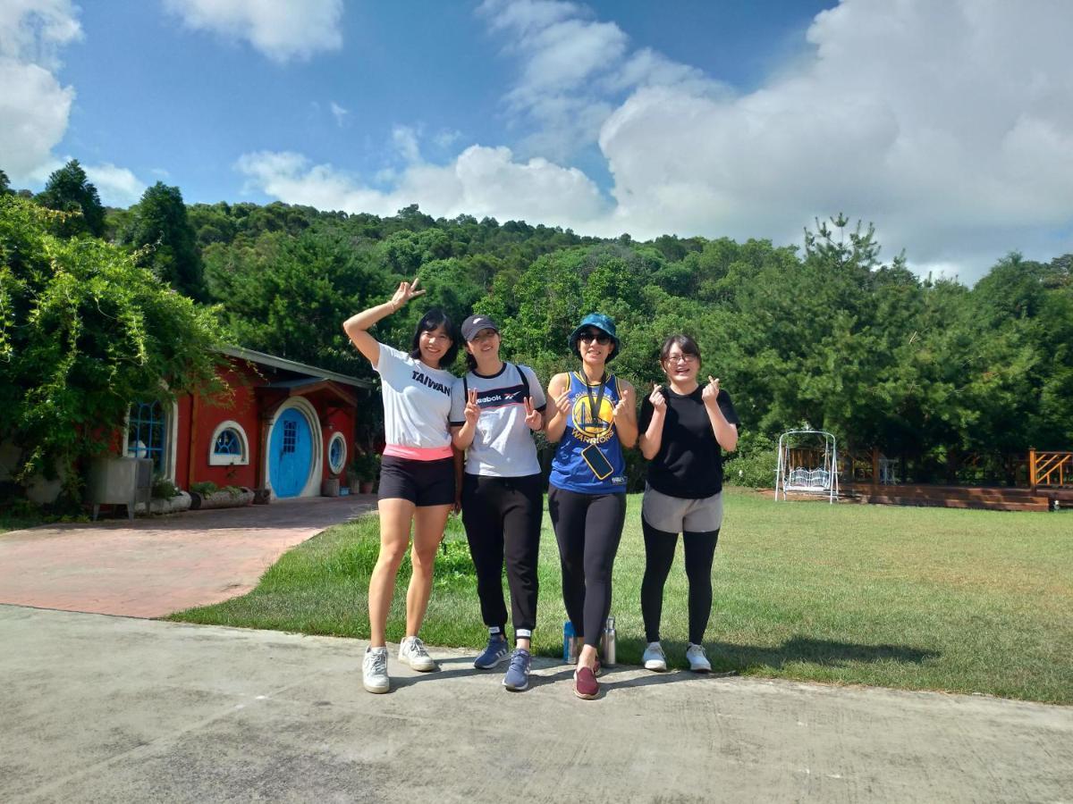 Find Alice Homestays Tongxiao Kültér fotó